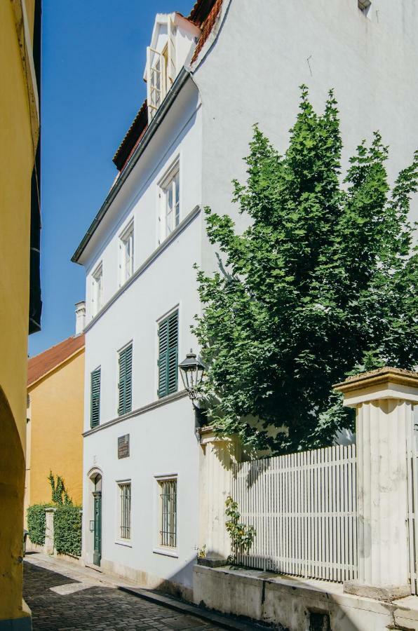 Apartamento Old Town Tale Zagreb Exterior foto