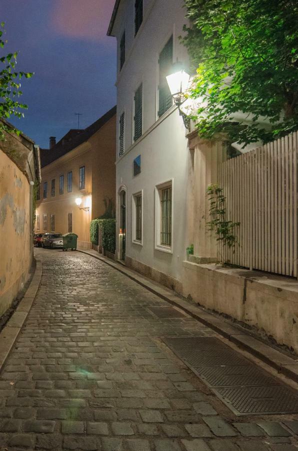 Apartamento Old Town Tale Zagreb Exterior foto
